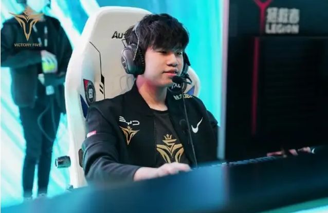 在意大利足 在意大利足