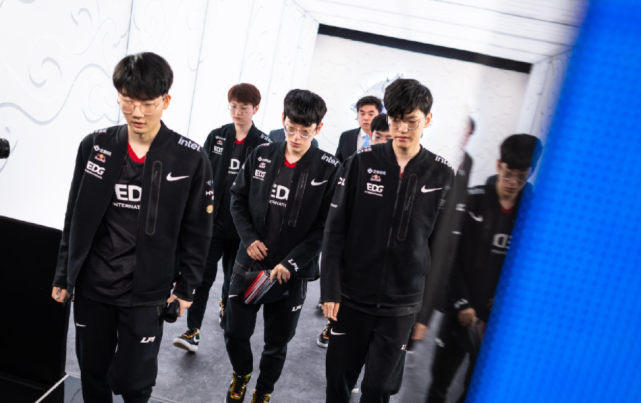 向东北虎发 向东北虎发